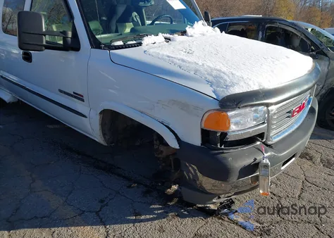 2002 GMC Sierra 2500Hd Sle из США, поврежденный, VIN 1GTHC29152E111490